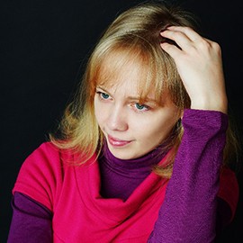 Charming girlfriend Juli, 36 yrs.old from Saint Petersburg, Russia