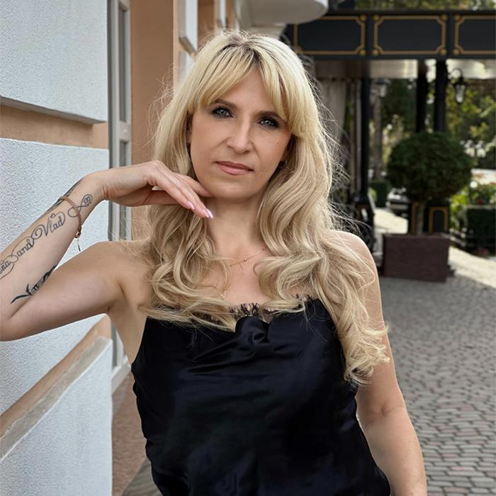 gorgeous miss Ludmila, 43 yrs.old from Poltava, Ukraine