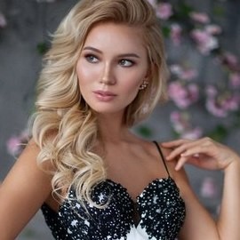 Gorgeous girl Anna, 29 yrs.old from St. Petersburg, Russia