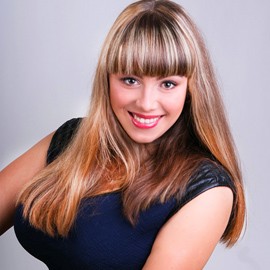 Single girlfriend Victoria, 31 yrs.old from Yalta, Russia