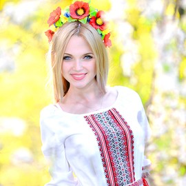 Charming mail order bride Lyubov, 31 yrs.old from Sumy, Ukraine