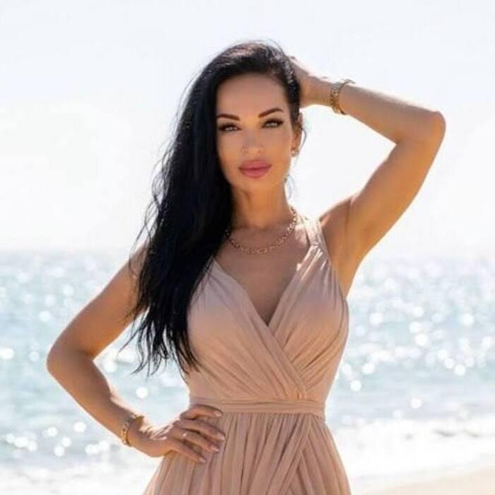 Amazing girlfriend Marina, 39 yrs.old from Dnepropetrovsk, Ukraine