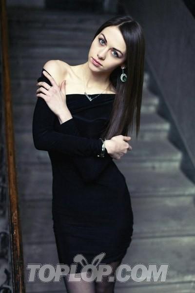 Amazing girlfriend Anastasia, 22 yrs.old from Ivano 