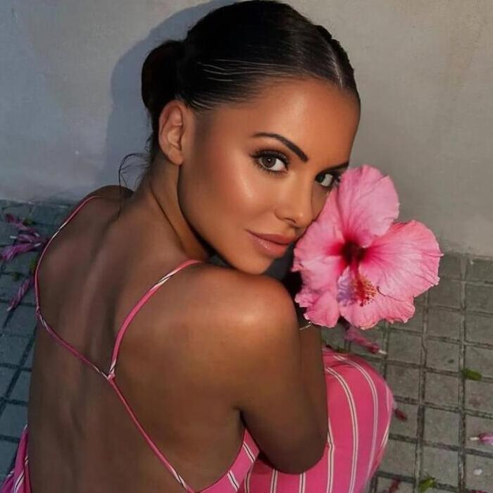 Sexy girlfriend Daria, 38 yrs.old from Eastern Europe