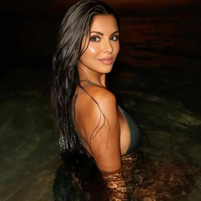 Pretty girlfriend Daria, 38 yrs.old from Eastern Europe