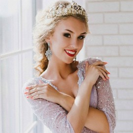 Nice bride Olena, 25 yrs.old from Kiev, Ukraine