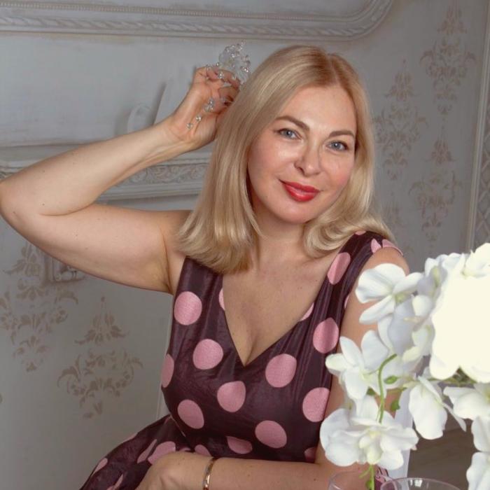 Hot woman Lora, 62 yrs.old from Saint-Petersburg, Russia