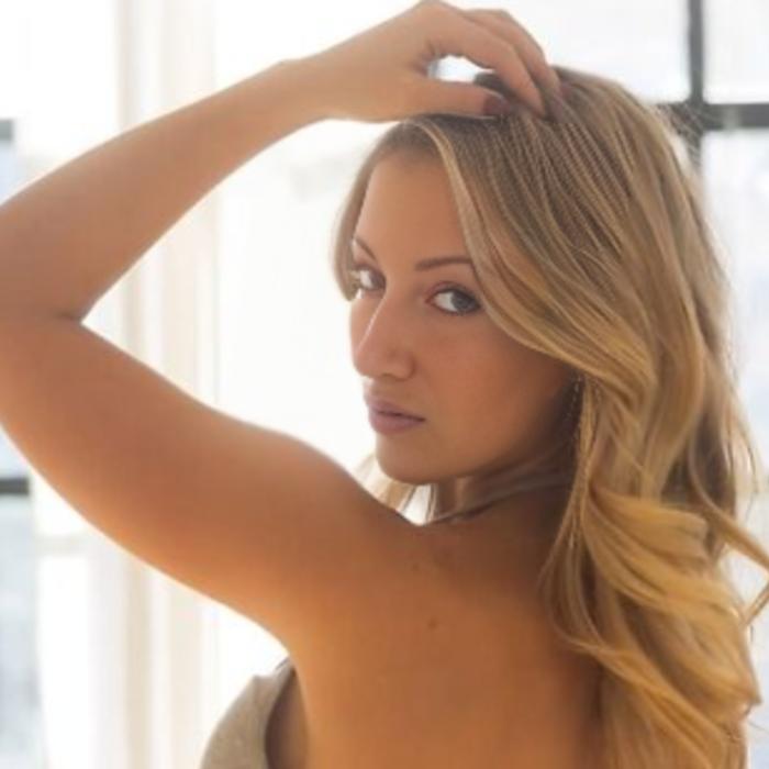 Nice mail order bride Viktoria, 35 yrs.old from Kiev, Ukraine
