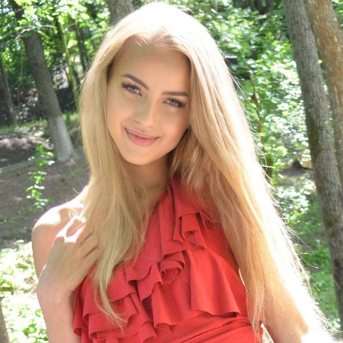 Hot girlfriend Elena, 28 yrs.old from Kiev, Ukraine