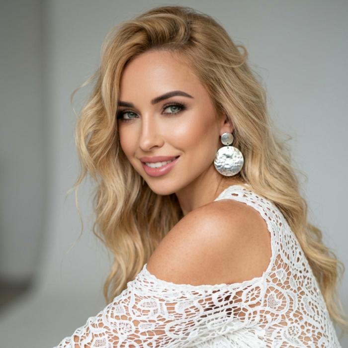 amazing bride Svetlana, 53 yrs.old from Kiev, Ukraine