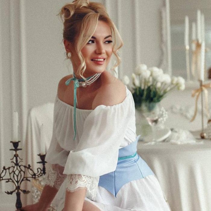 Beautiful girlfriend Julia, 38 yrs.old from Donetsk, Ukraine