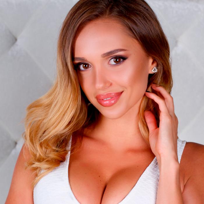charming girlfriend Natalia, 34 yrs.old from Kiev, Ukraine