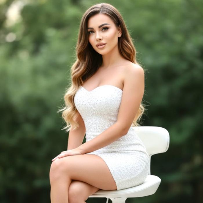 Gorgeous girl Ludmila, 34 yrs.old from Eastern Europe