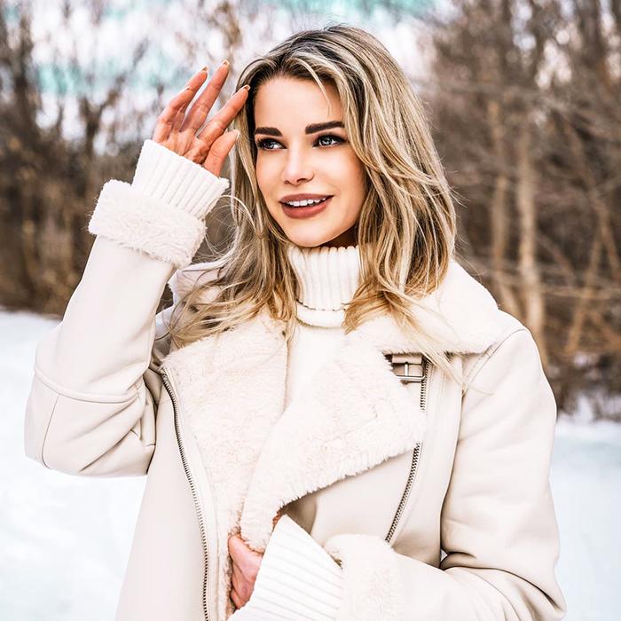 Hot miss Natalia, 35 yrs.old from Eastern Europe