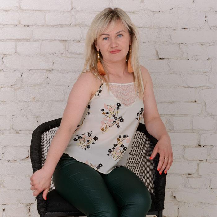 Amazing wife Elena, 40 yrs.old from Kharkov, Ukraine