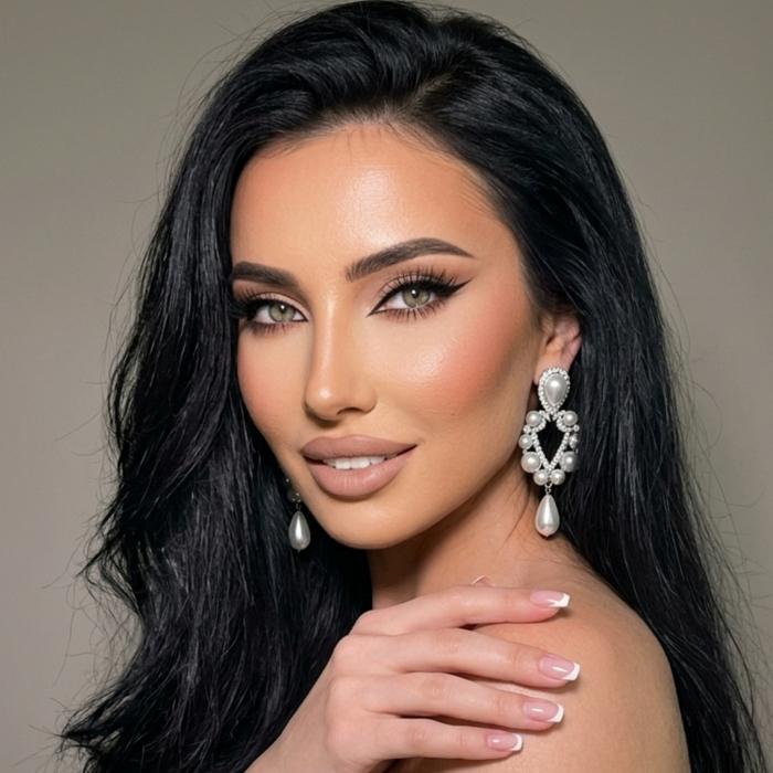 beautiful girl Kristina, 35 yrs.old from Eastern Europe