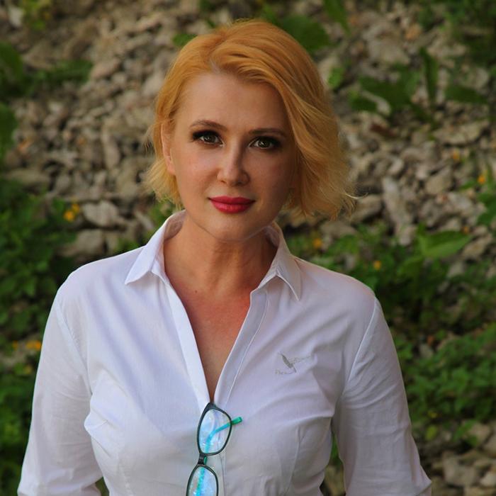 Nice wife Inna, 53 yrs.old from Pskov, Russia