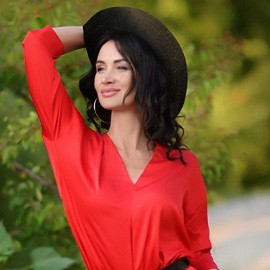 Beautiful mail order bride Yana, 45 yrs.old from Kharkiv, Ukraine