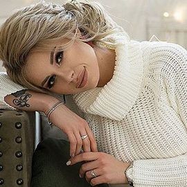 charming miss Alexandra, 27 yrs.old from Eastern Europe