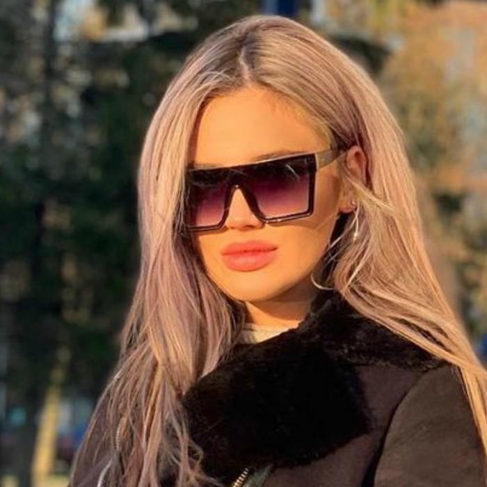Gorgeous miss Evgeniya, 27 yrs.old from Eastern Europe