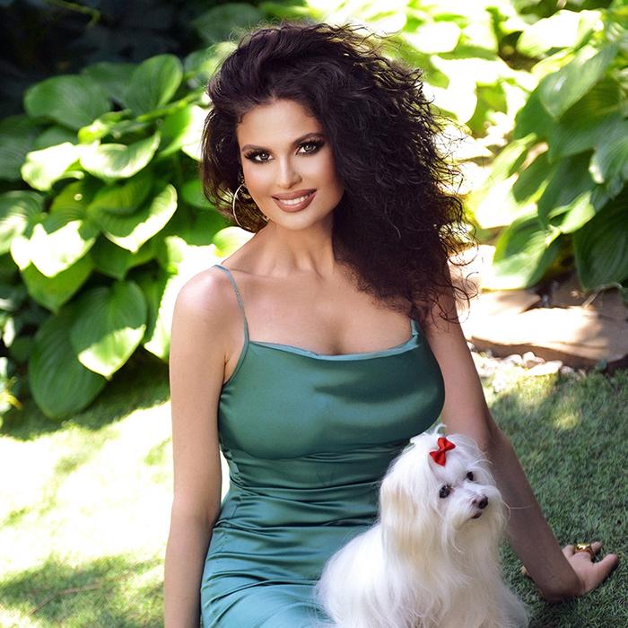 Hot girl Alina, 38 yrs.old from Kharkov, Ukraine