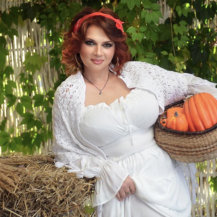 Sexy wife Larisa, 61 yrs.old from Kharkov, Ukraine