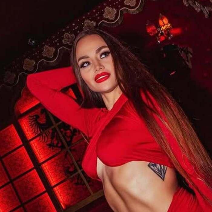 single wife Alyona, 33 yrs.old from Eastern Europe