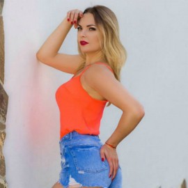 Sexy lady Ekaterina, 36 yrs.old from Sumy, Ukraine
