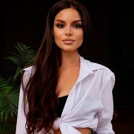 Gorgeous bride Elizaveta, 30 yrs.old from St. Petersburg, Russia