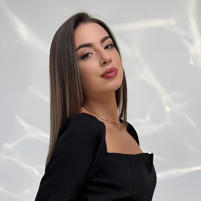 Hot girl Alina, 23 yrs.old from Eastern Europe