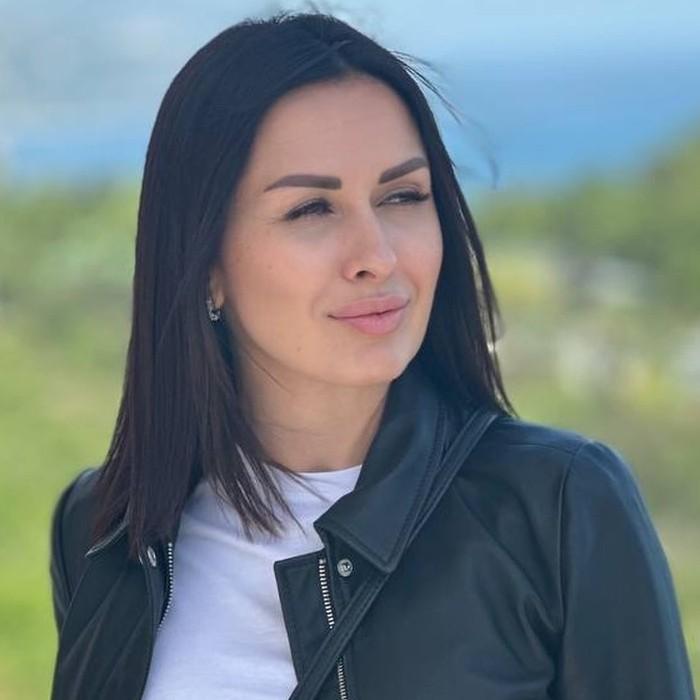 Pretty woman Svetlana, 43 yrs.old from Eastern Europe Pretty woman Svetlana, 43 yrs.old from Eastern Europe