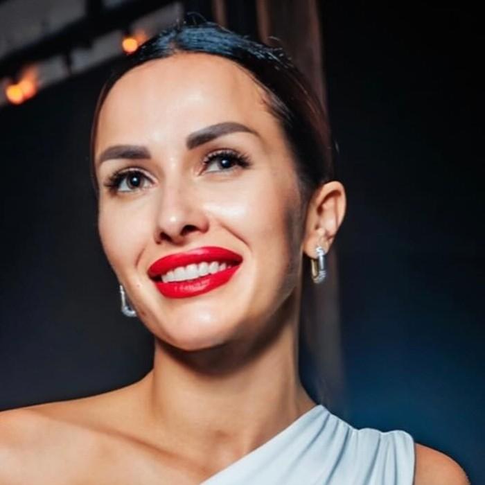 Single girlfriend Svetlana, 43 yrs.old from Eastern Europe Single girlfriend Svetlana, 43 yrs.old from Eastern Europe