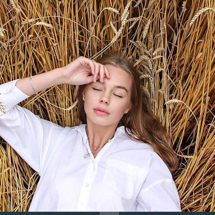 Sexy bride Julia, 22 yrs.old from Kharkov, Ukraine
