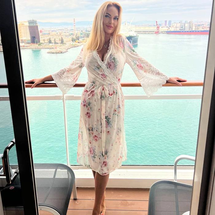 Sexy pen pal Victoria, 49 yrs.old from Kiev, Ukraine Sexy pen pal Victoria, 49 yrs.old from Kiev, Ukraine