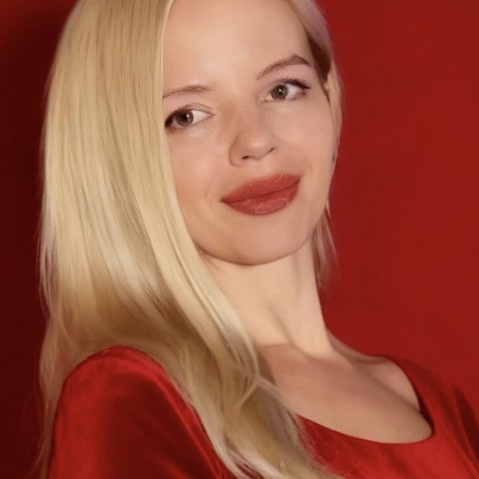 Sexy pen pal Irina, 40 yrs.old from Eastern Europe