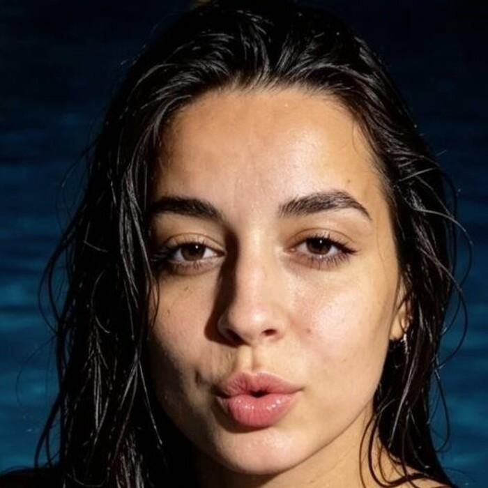 Pretty miss Dariya, 23 yrs.old from Eastern Europe Pretty miss Dariya, 23 yrs.old from Eastern Europe