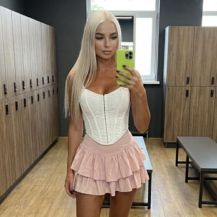 Sexy girlfriend Diana, 27 yrs.old from Eastern Europe Sexy girlfriend Diana, 27 yrs.old from Eastern Europe