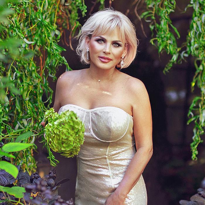 Pretty wife Larisa, 52 yrs.old from Kharkov, Ukraine