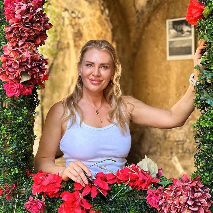 gorgeous bride Victoria, 48 yrs.old from Oberhousen, Germany