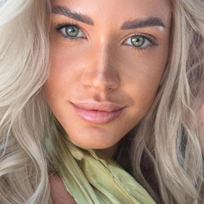 Pretty pen pal Christina, 29 yrs.old from Miami, United States