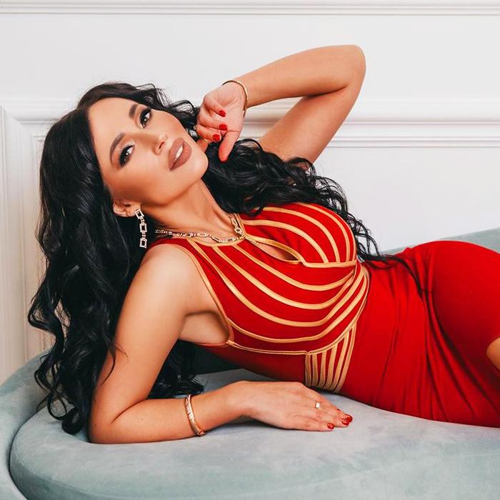 Pretty girlfriend Izabella, 35 yrs.old from Vinnitsa, Ukraine