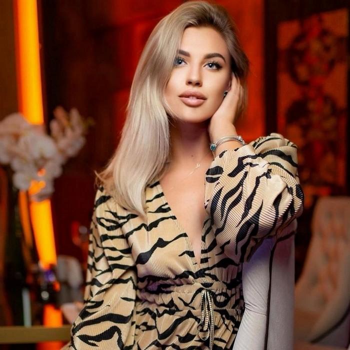 Gorgeous woman Ilona, 21 yrs.old from Kiev, Ukraine