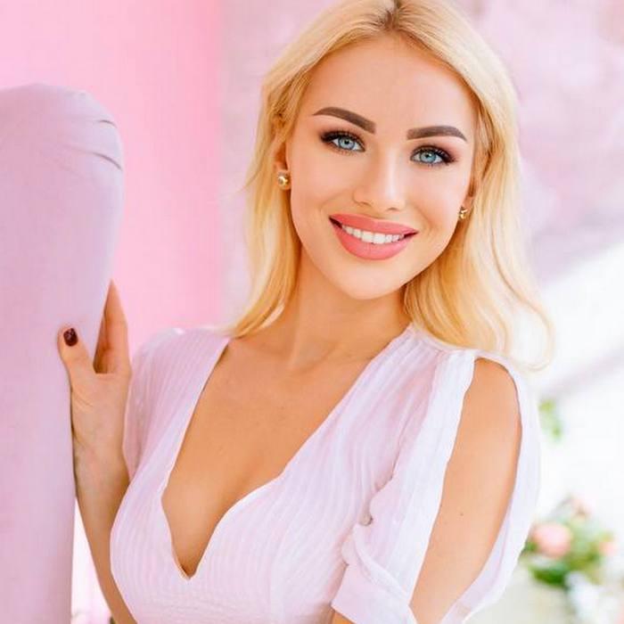 Beautiful lady Julia, 27 yrs.old from Kiev, Ukraine