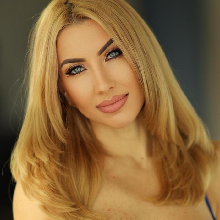 Gorgeous woman Olena, 42 yrs.old from Odessa, Ukraine