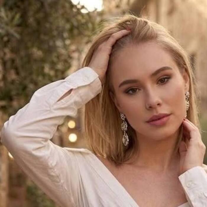 beautiful miss Tatiana, 22 yrs.old from Eastern Europe