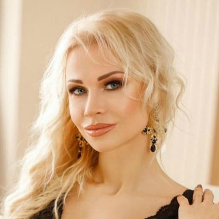 Hot lady Anna, 35 yrs.old from Kiev, Ukraine