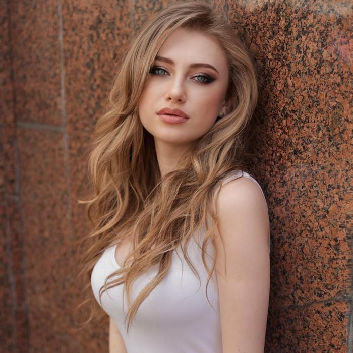 Pretty woman Tatiana, 21 yrs.old from Kiev, Ukraine