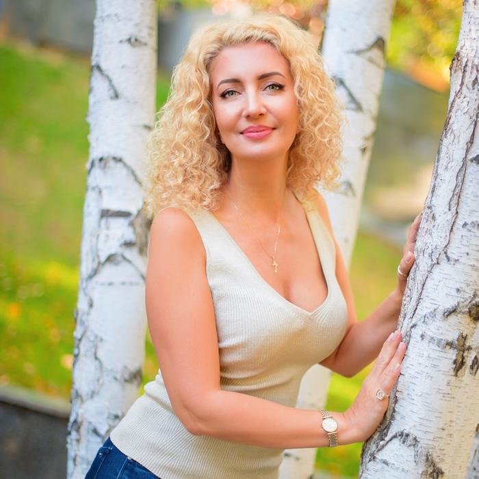 Gorgeous mail order bride Nataliya, 52 yrs.old from Odessa, Ukraine