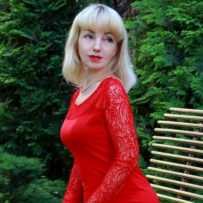 Sexy wife Olga, 45 yrs.old from Khmelnytskyi, Ukraine