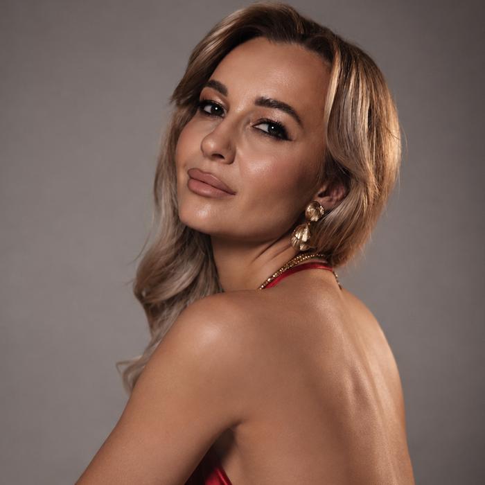 Charming wife Alla, 35 yrs.old from Vinnitsa, Ukraine